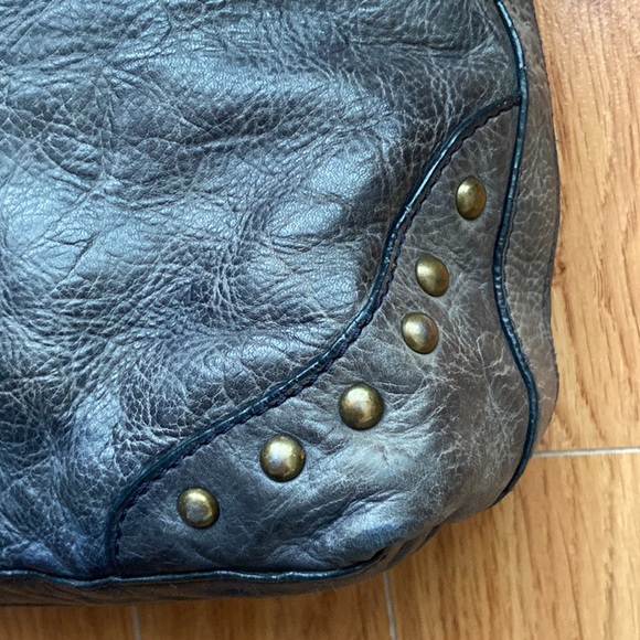 Frye & Co. leather weather worn purse with long and short straps zipper top - Picture 3 of 12